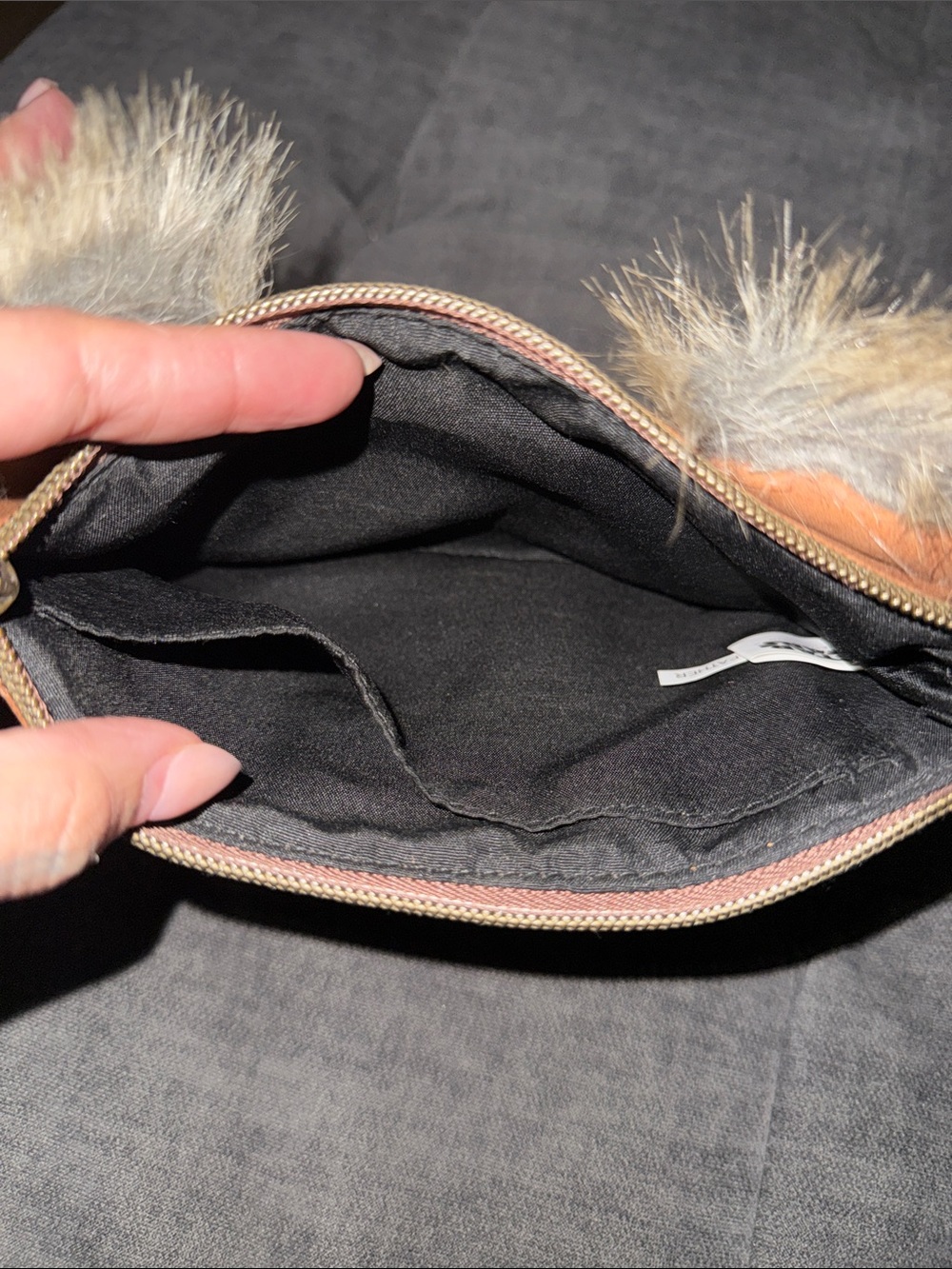 Loungefly Star Wars Ewok Cosplay wristlet fuzzy faux-fur - Picture 3 of 5